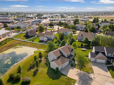 720 Brook Manor Ct, Lake Saint Louis, MO 63367 - photo 2