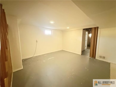 10 Hamilton Ave, Edison, NJ 08820 - photo 7