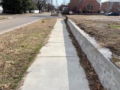 736 N Park Ave, Shawnee, OK 74801 - photo 4