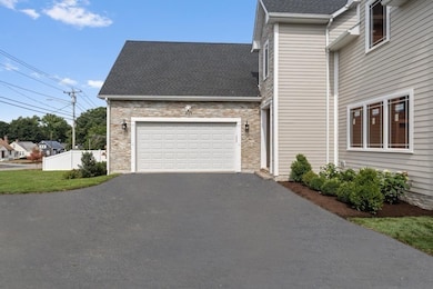 235 Lake Ave, Worcester, MA 01604 - photo 3