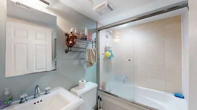 97 E Brookline St unit 3, Boston, MA 02118 - photo 7