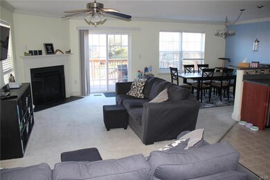 6876 Lincoln Dr, Macungie, PA 18062 - photo 4