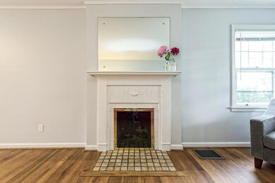 DECORATIVE FIREPLACE