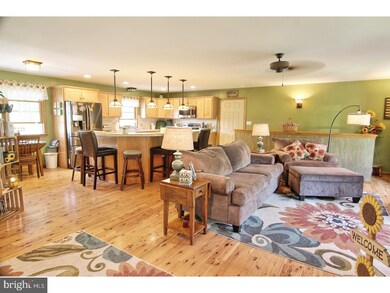 9 Orchard Ln, Boyertown, PA 19512 - photo 5