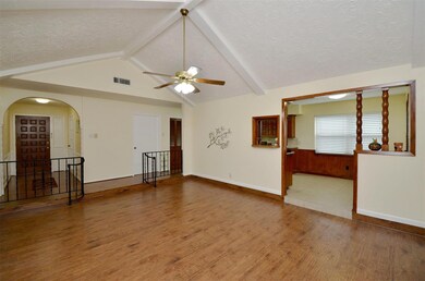 1114 Cottage Oak Ln, Houston, TX 77091 - photo 6