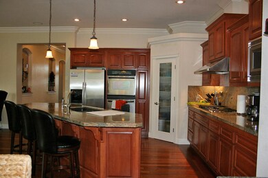 Spacious Kitchen