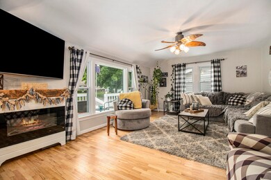 836 Brown St, Niles, MI 49120 - photo 4