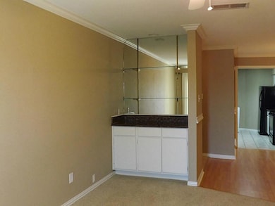 18800 Egret Bay Blvd unit 107, Houston, TX 77058 - photo 5