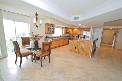Dining Room Open to Kitchen