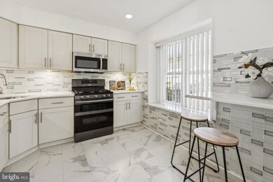 117 Joan Ct unit 117, Jackson, NJ 08527 - photo 4