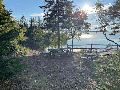 HoopersLedgeCommons2