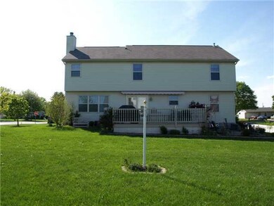 320 Hillcrest Dr, Circleville, OH 43113 - photo 5