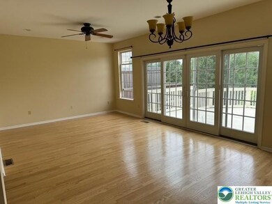 5269 Dartmouth Dr, MacUngie, PA 18062 - photo 5