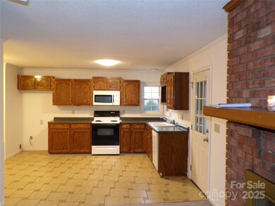 5391 Sapp Rd, Kannapolis, NC 28083 - photo 5