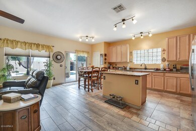 1081-South-Bedford-Place-15