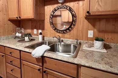 429 E Hanna St, Denison, TX 75021 - photo 6