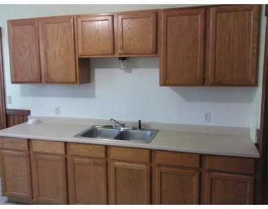 9 Willow St unit 1, Whitinsville, MA 01588 - photo 3