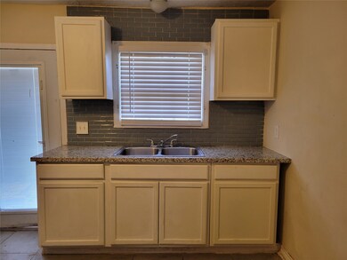 5111 Enyart St, Houston, TX 77021 - photo 4