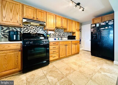 3716 Benson Ave, Halethorpe, MD 21227 - photo 2