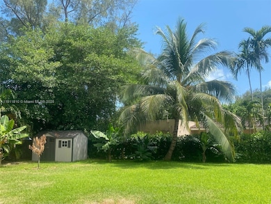 6255 SW 62nd Ct, South Miami, FL 33143 - photo 2