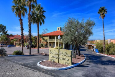 LAS CASAS BELLAS CONDOS