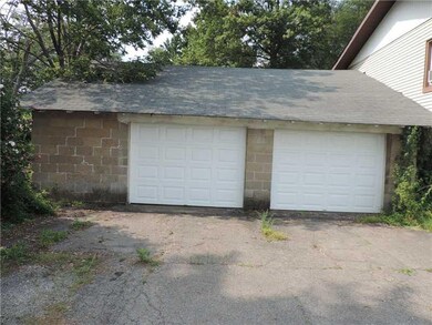 Parking Lot/Garage.