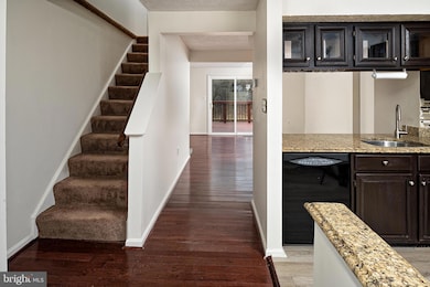 3635 Laurel View Ct, Laurel, MD 20724 - photo 3