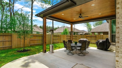 14956 Scarlet Branch Dr, Conroe, TX 77302 - photo 3