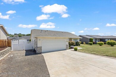 03-RV, boat, trailer, or additional park