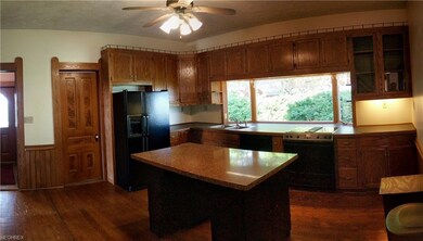 Kitchen with Island