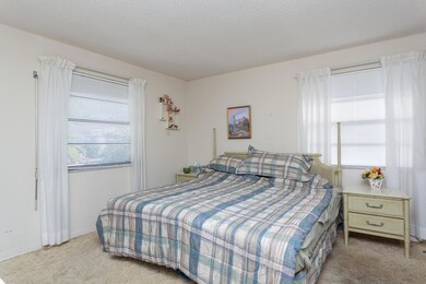 109 Christine Cir-14