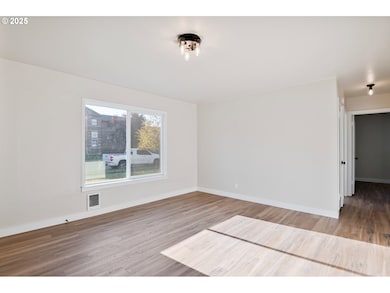 435 28th Ave, Longview, WA 98632 - photo 7