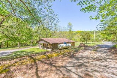 2802 Davidwood Dr, Tunnel Hill, GA 30755 - photo 2