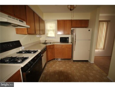 226 Wyndham Place, Trenton, NJ 08691 - photo 4