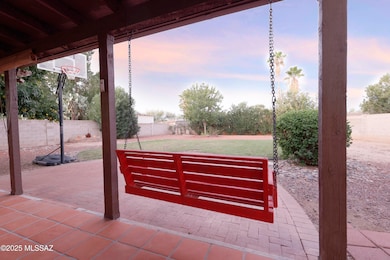 2731 N Dos Hombres Rd, Tucson, AZ 85715 - photo 3