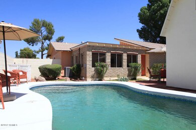 Pool2