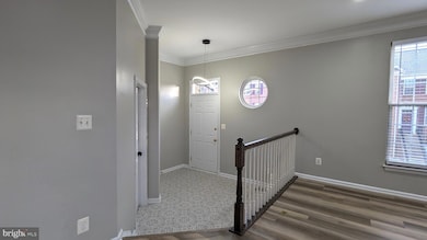 21506 Trowbridge Square, Ashburn, VA 20147 - photo 2