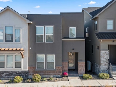 1251 E Echelon Ridge Ln, Boise, ID 83716 - photo 4