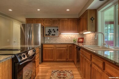 413 Valleywood Dr SE, Salem, OR 97306 - photo 5