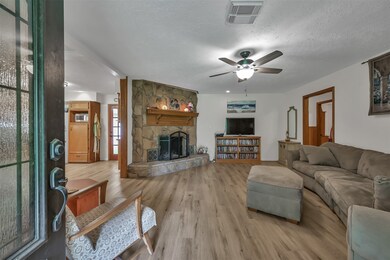 10971 Spring Ln, Cleveland, TX 77328 - photo 3