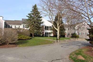 8 Teaberry Ln, Edgartown, MA 02539 - photo 2