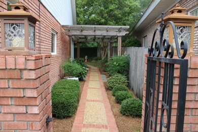 Side Courtyard