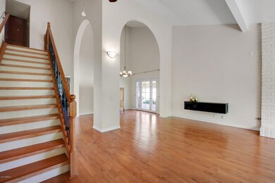 006 Living Room 1