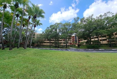 Imperial Pines Condominiums unit 405, Clearwater, FL 33761 - photo 3