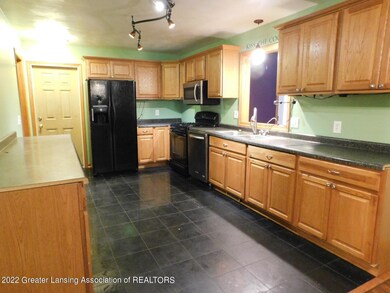 6034 Rolfe Rd, Lansing, MI 48911 - photo 7