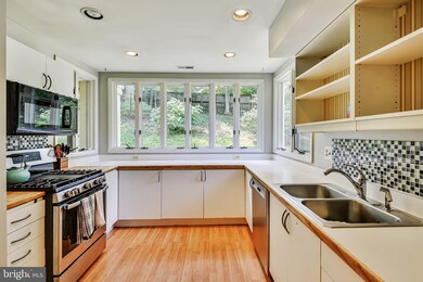 1471 Crofton Pkwy, Crofton, MD 21114 - photo 4