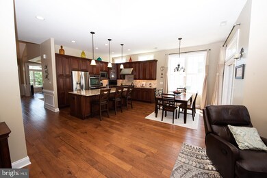 4818 Spencer Dr, Schwenksville, PA 19473 - photo 3