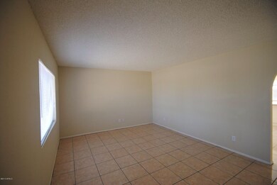4228 N 81st Dr, Phoenix, AZ 85033 - photo 2