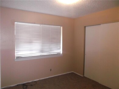 10229 Dunbarton Dr, El Paso, TX 79925 - photo 4