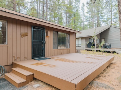 18015 Diamond Peak - Small-03